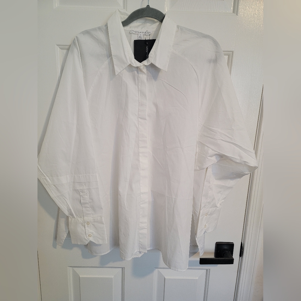 Epoque Evolution, button up, long sleeve.